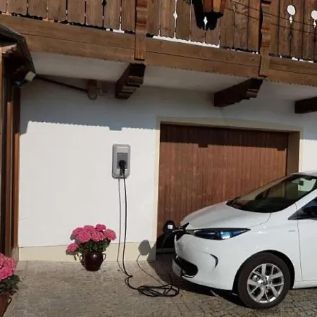 Lägenhet Haus Am Osterbruennl